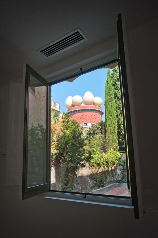The Museum Apartments Figueres  Zimmer foto